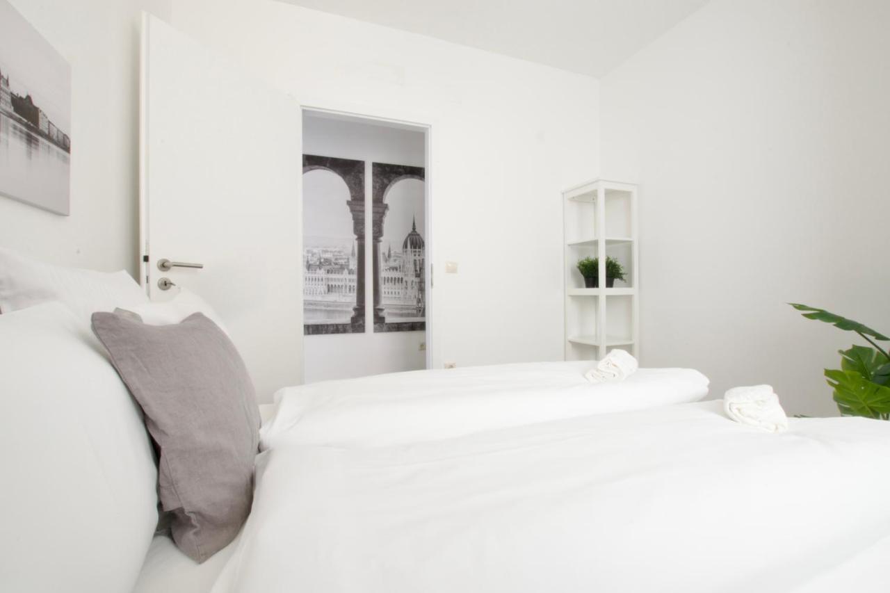 Penthouse Apartment By Hi5 -At The Top Of Budapest Ngoại thất bức ảnh