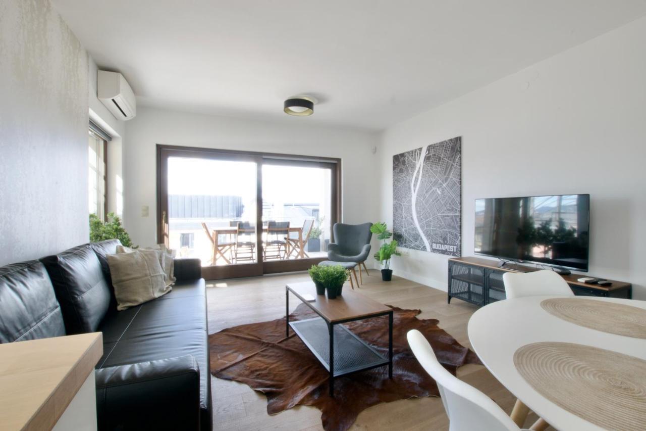 Penthouse Apartment By Hi5 -At The Top Of Budapest Ngoại thất bức ảnh